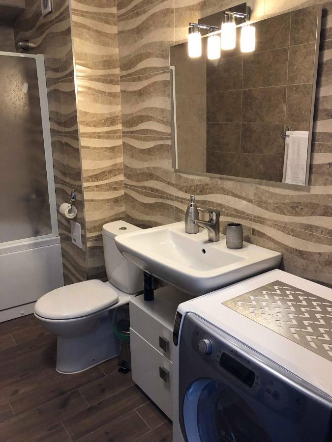 Apartament Studio Jadis 1 Oradea Ngoại thất bức ảnh