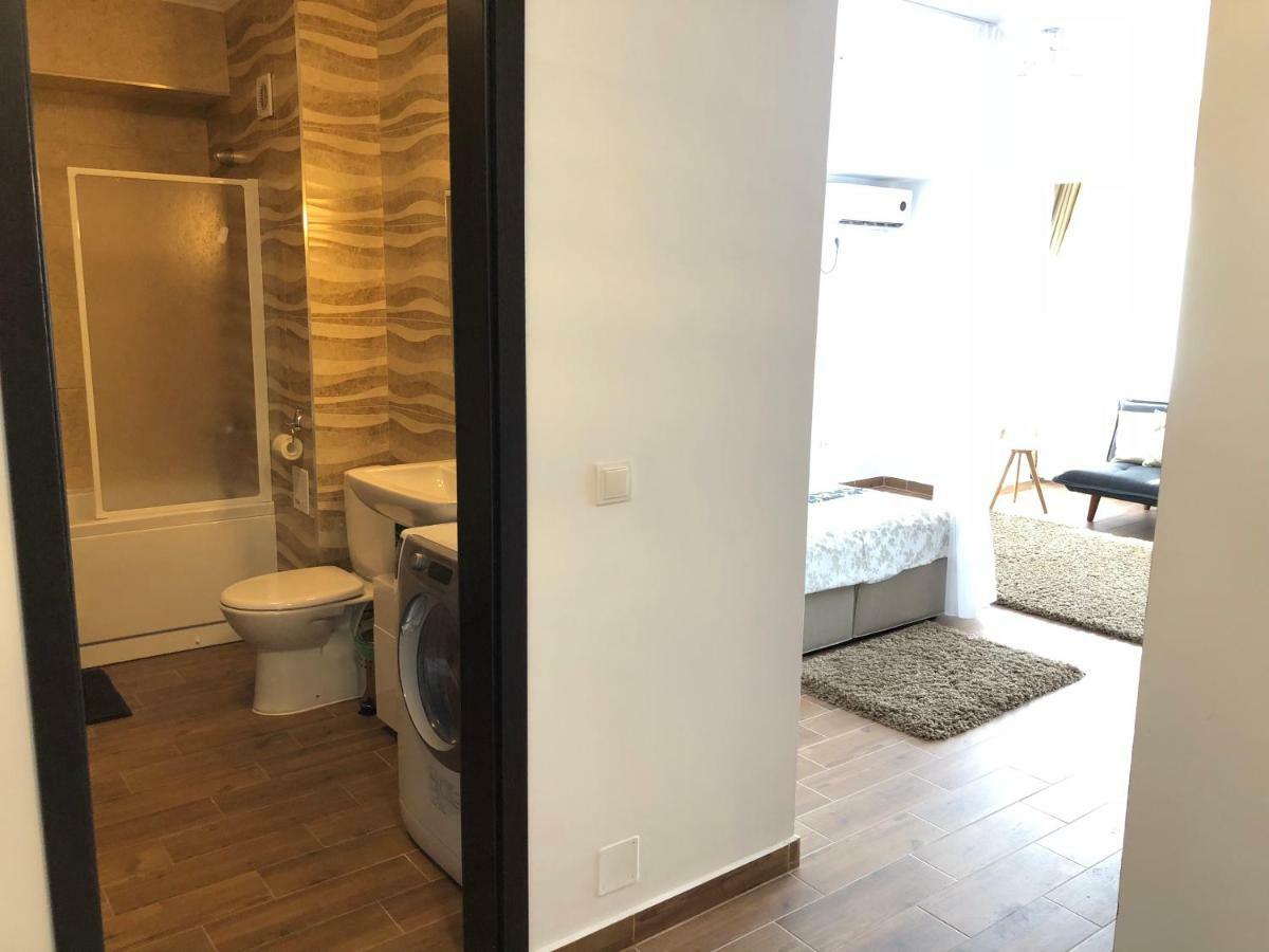 Apartament Studio Jadis 1 Oradea Ngoại thất bức ảnh