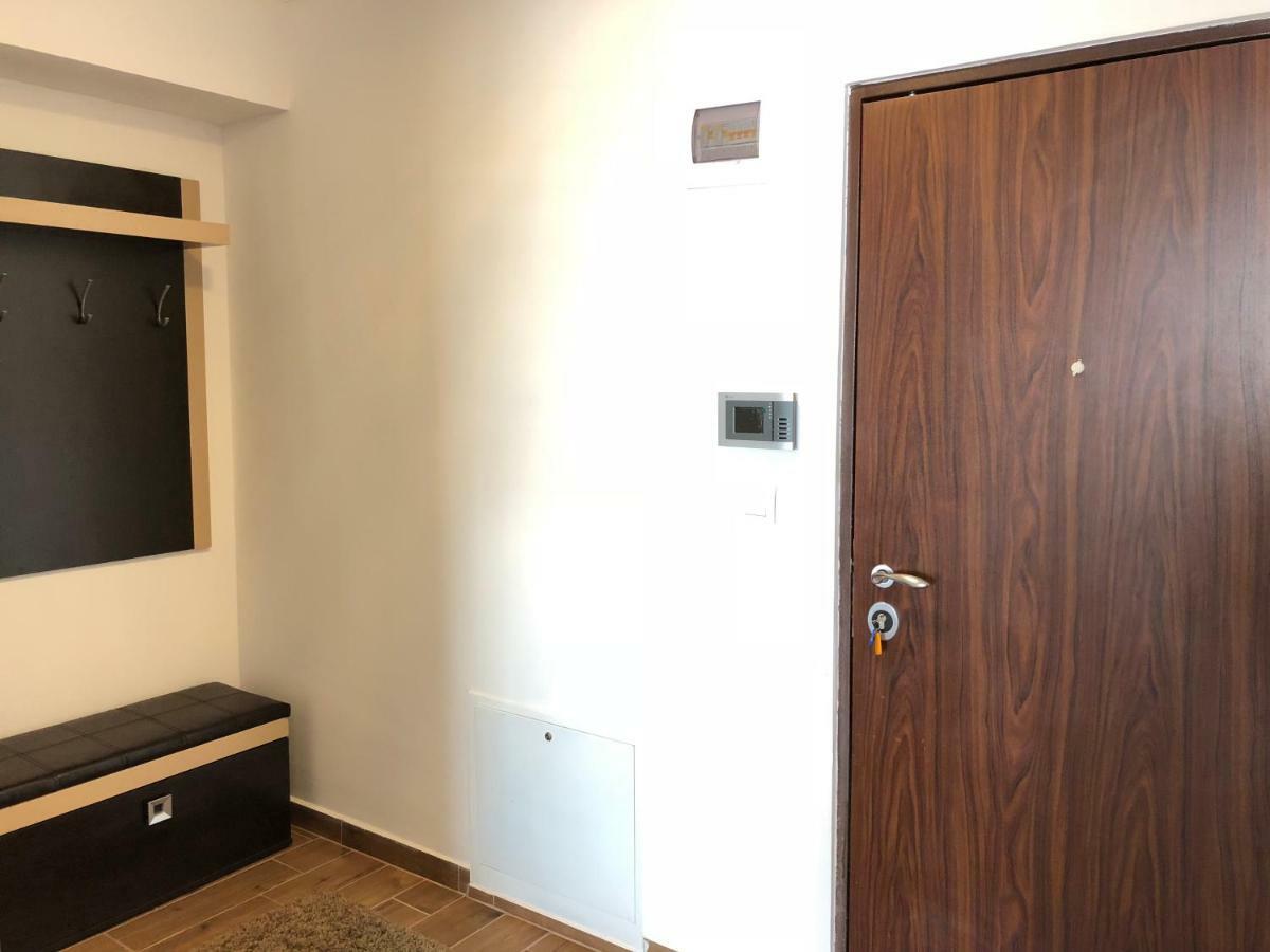 Apartament Studio Jadis 1 Oradea Ngoại thất bức ảnh